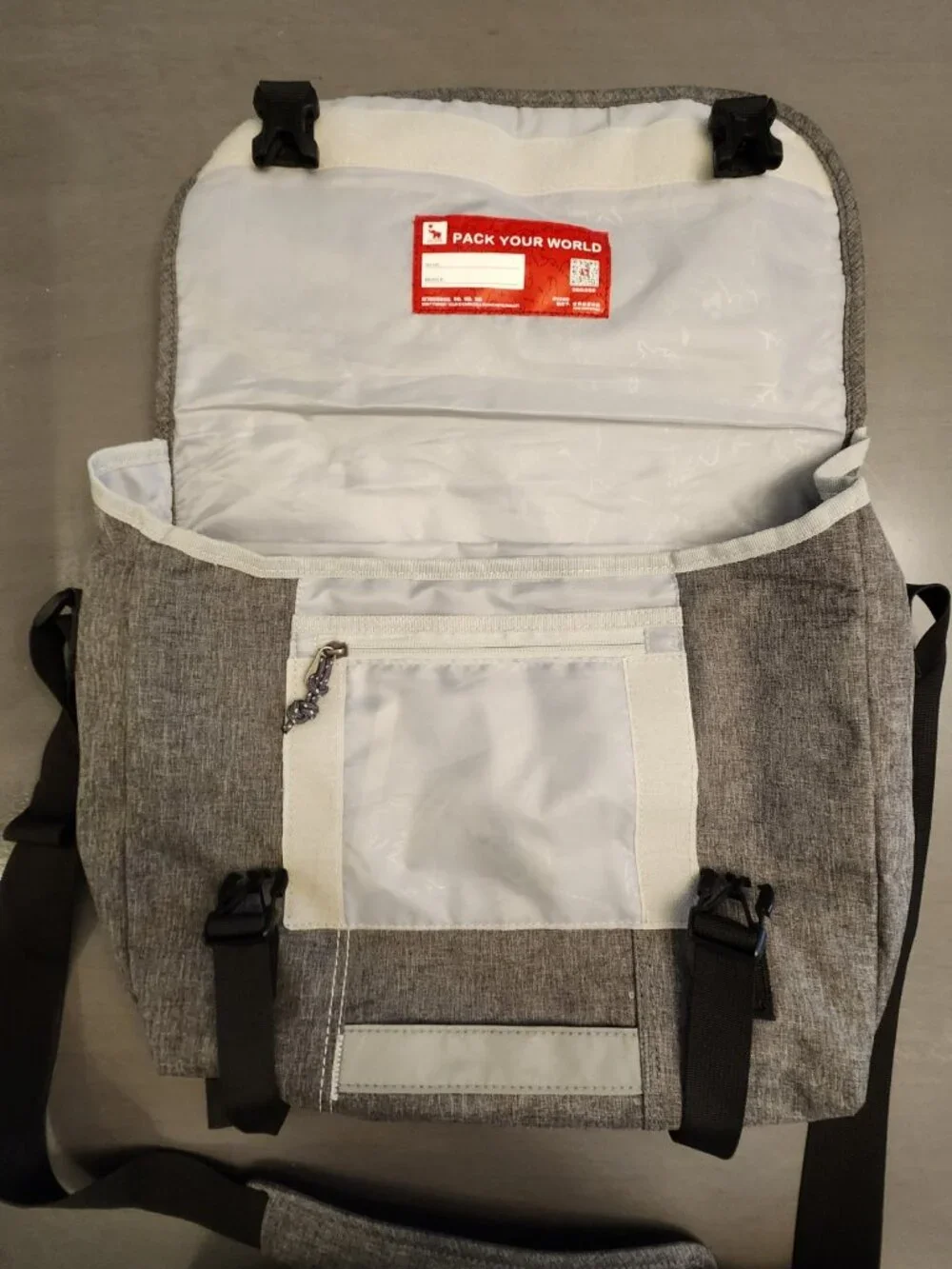 OIWAS Messenger Bag 17